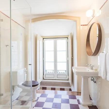 Principe Real Guest house 2*